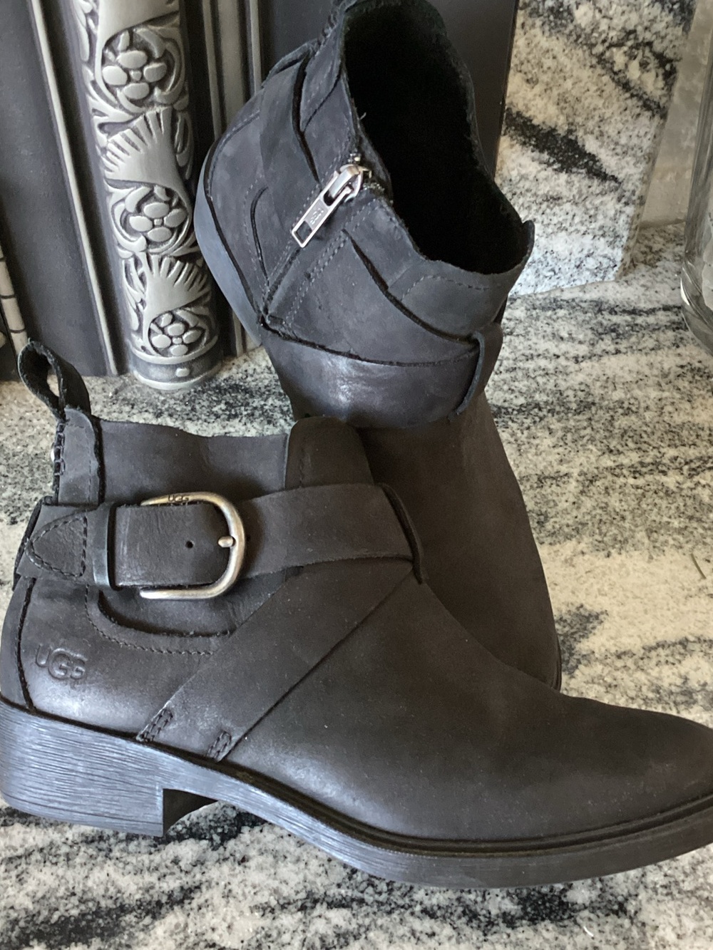Women's UGG Black LEATHER Ankle Boots with Buckle/Zip